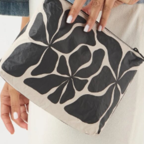 Aloha Collection Small Pouch Wavy  NWT - Picture 3 of 5